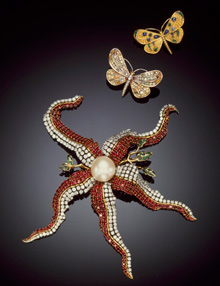 Dali Brooch