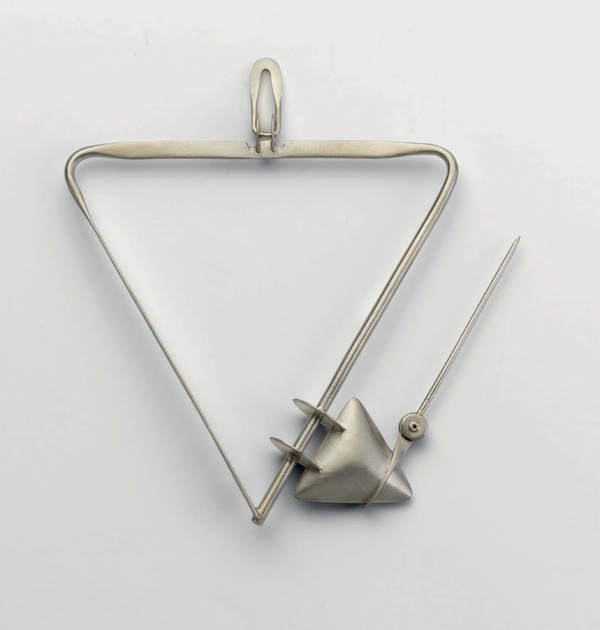 Brooch of silver by Deganit Stern Schocken, 1981 (open)