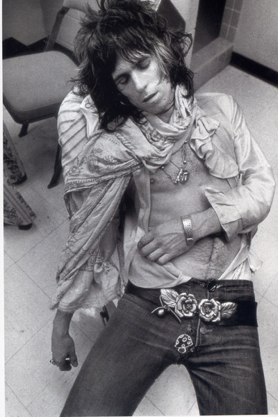 Keith Richards napping between sets. Try wearing this belt to the office.