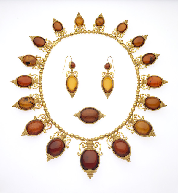 Archaeological Revival necklace of gold and amber, c. 1880, by Castellani (MFA Boston)