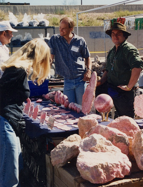 Outdoor vendors at Tucson Gem Show