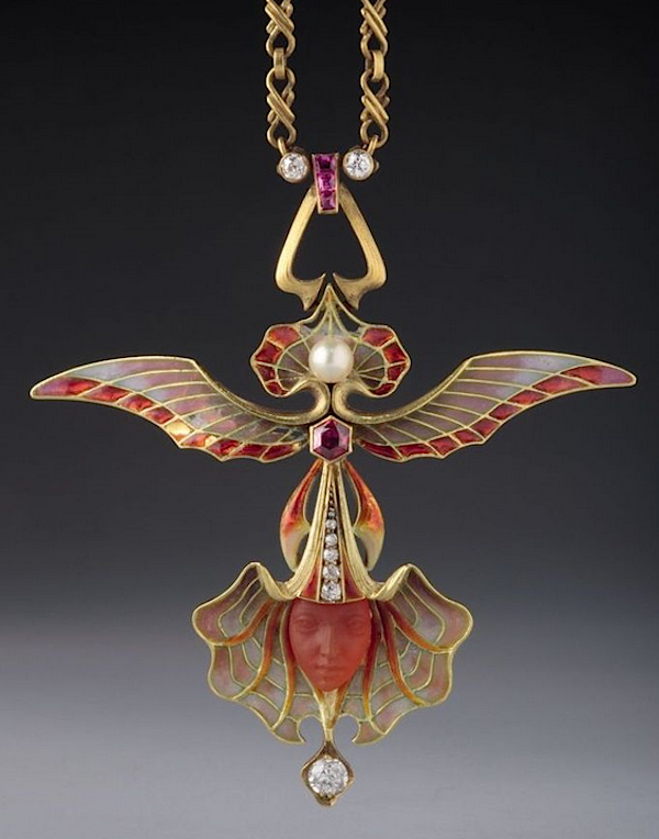 "Winged Orchid" pendant by Philippe Wolfers, c. 1902 (Hessisches Landesmuseum, Darmstadt, Germany)