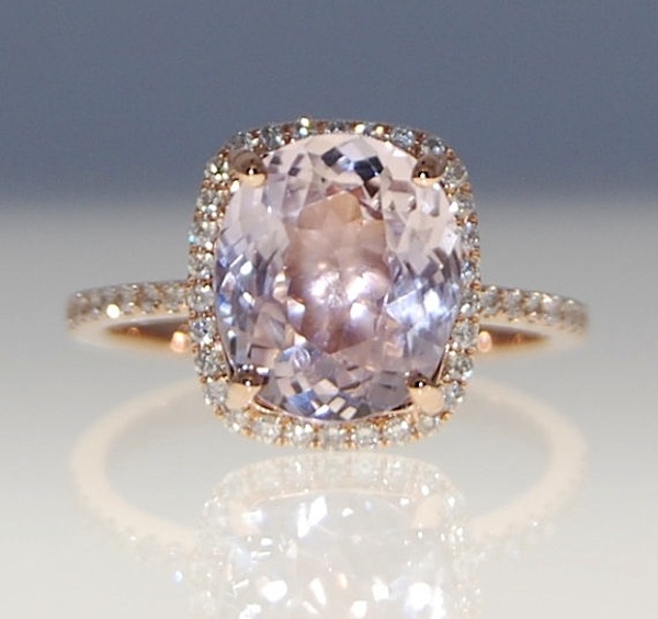 Ring of 3.2ct cushion-cut sapphire in 14k rose gold (etsy.com/EdelPrecious) on Etsy engagement ring on Etsy, $3,431.94